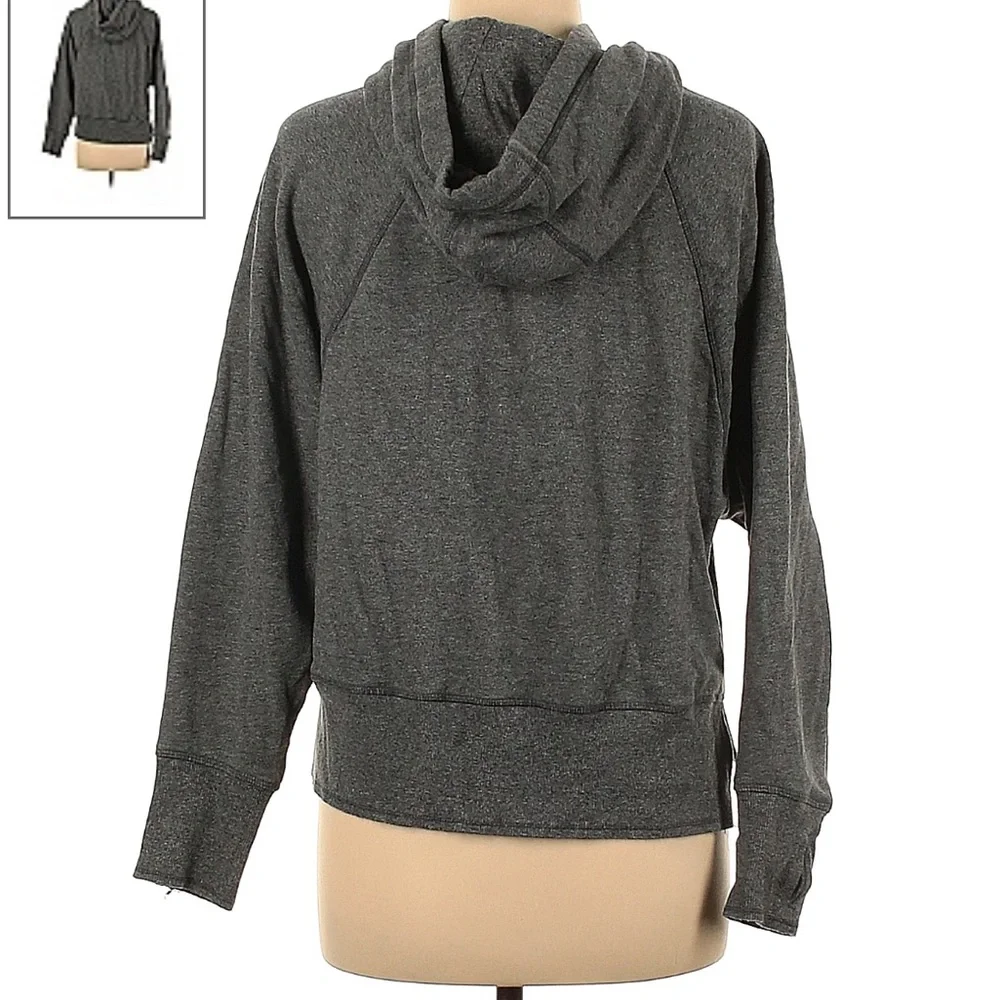 sweater - Picture 2 of 3